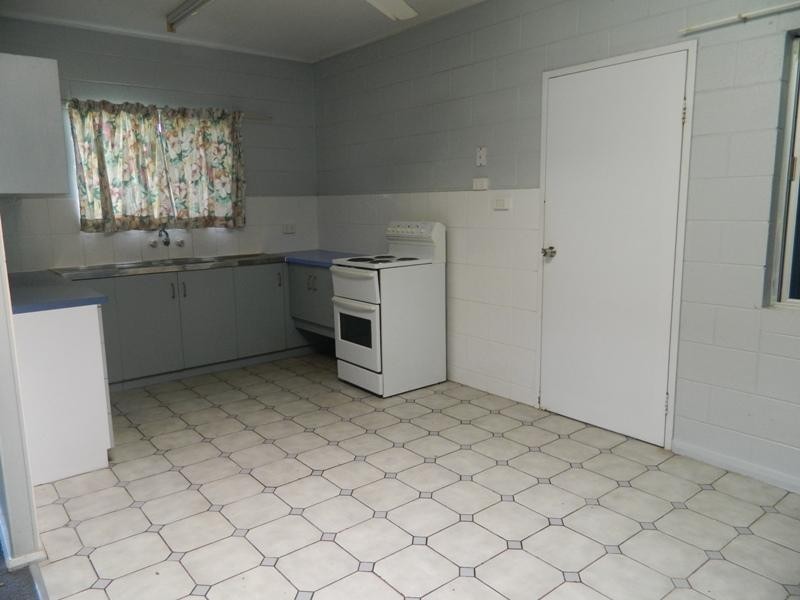 9 Milano Street, Woree QLD 4868