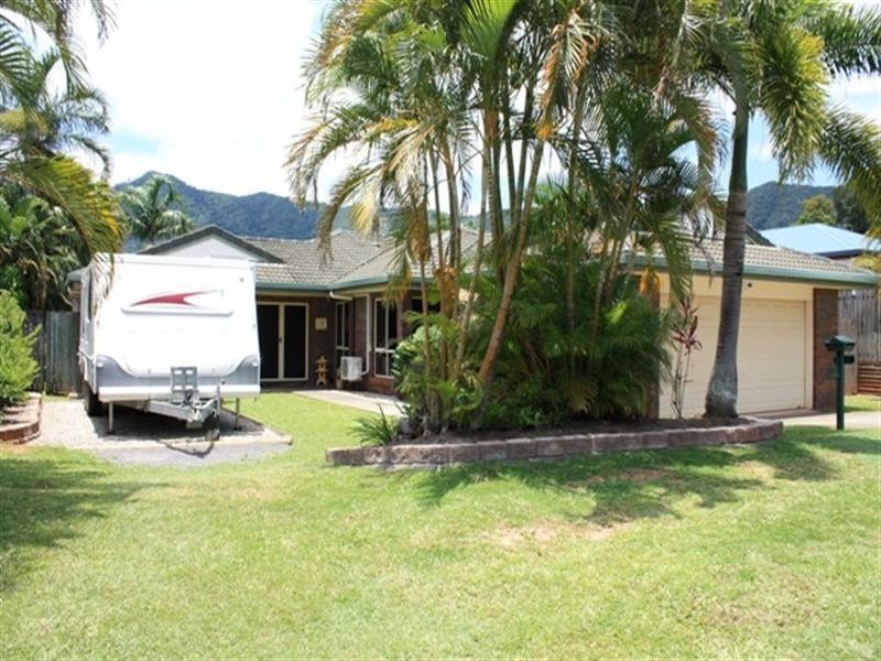 15 Jumna Close, Bentley Park QLD 4869