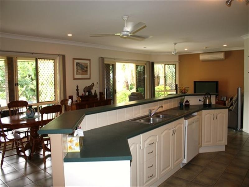 15 Jumna Close, Bentley Park QLD 4869