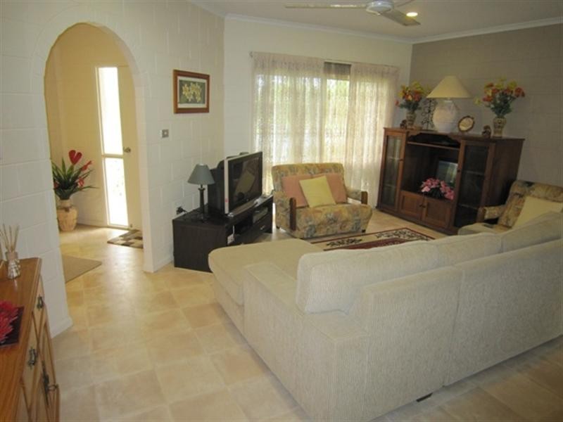 Bentley Park QLD 4869