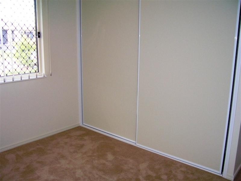 Bentley Park QLD 4869