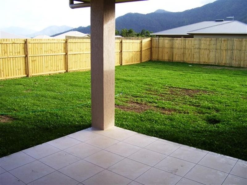 Bentley Park QLD 4869