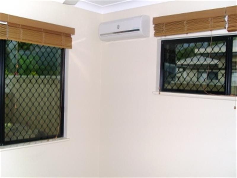 Bentley Park QLD 4869