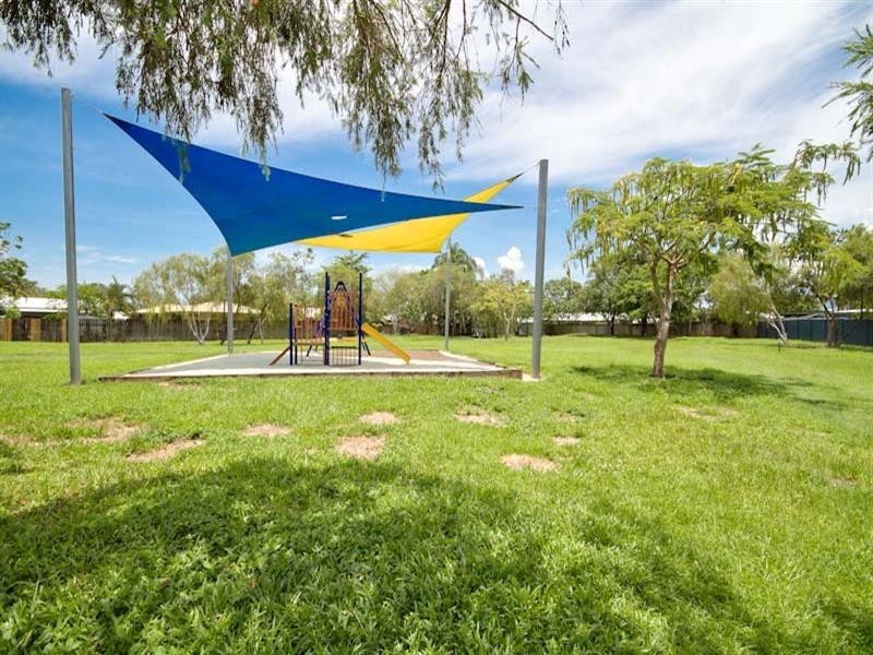 Bentley Park QLD 4869