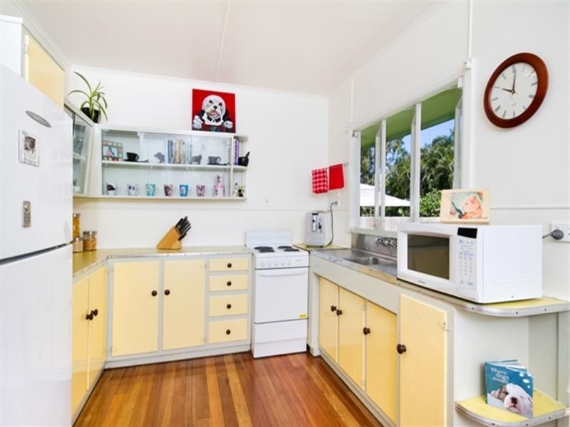 4 Abel Street, Manunda QLD 4870