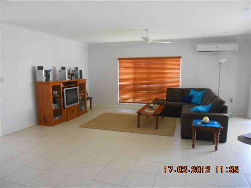Bentley Park QLD 4869