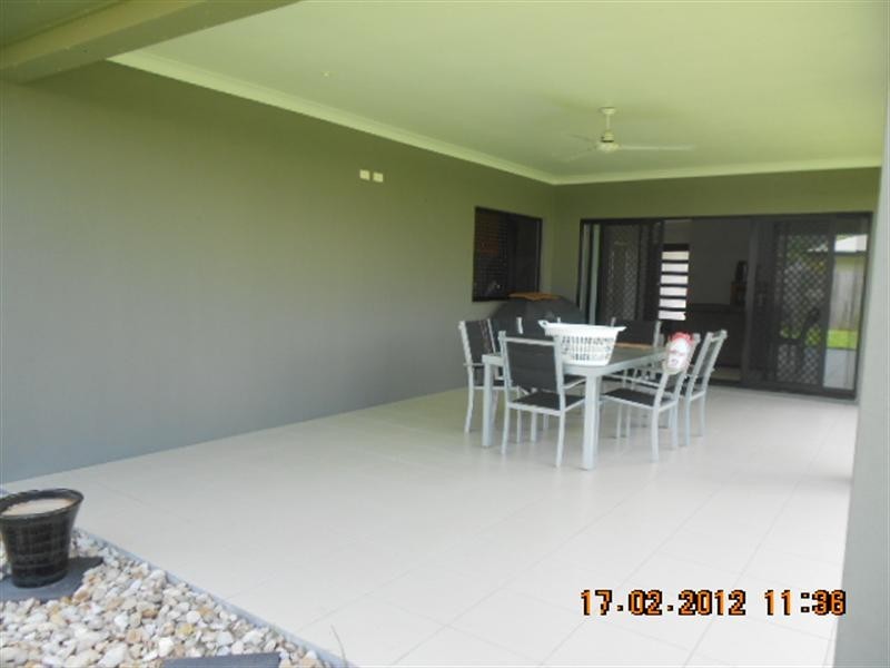 Bentley Park QLD 4869