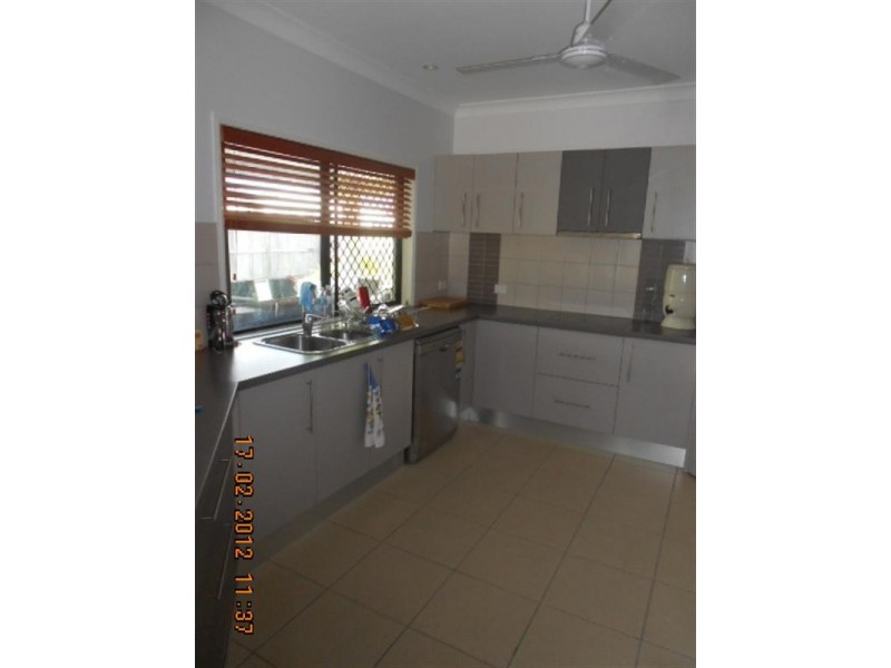 Bentley Park QLD 4869