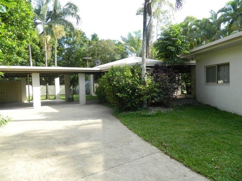 13 Vigilant Close, Bentley Park QLD 4869