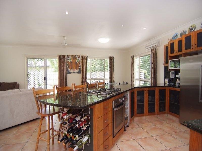 4 Sailfish Close, Kanimbla QLD 4870