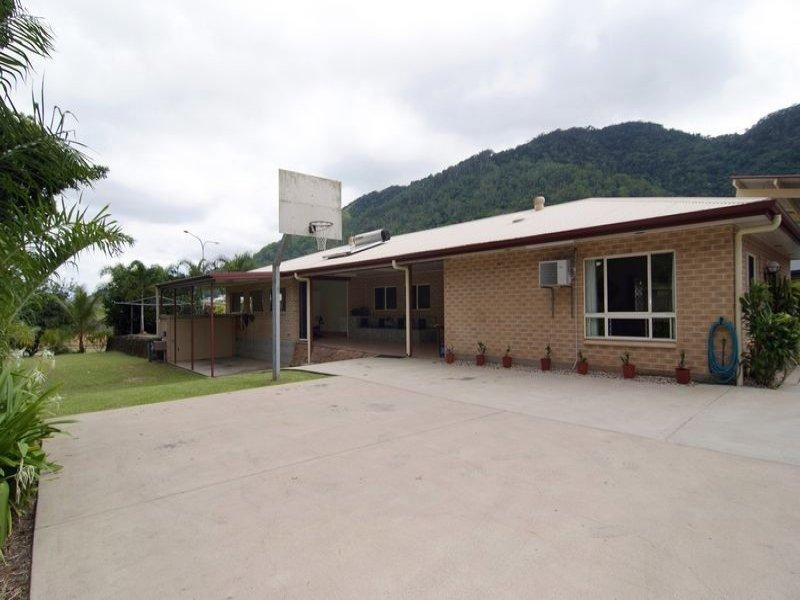 4 Sailfish Close, Kanimbla QLD 4870