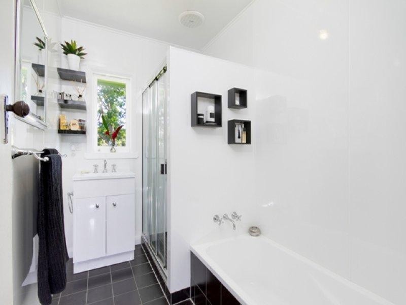 4 Abel Street, Manunda QLD 4870