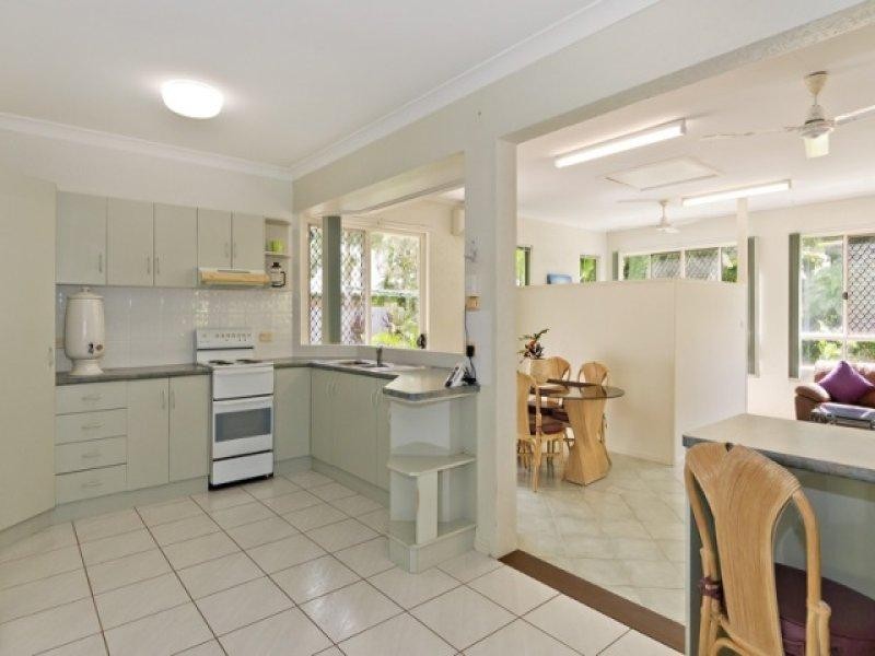 Bentley Park QLD 4869