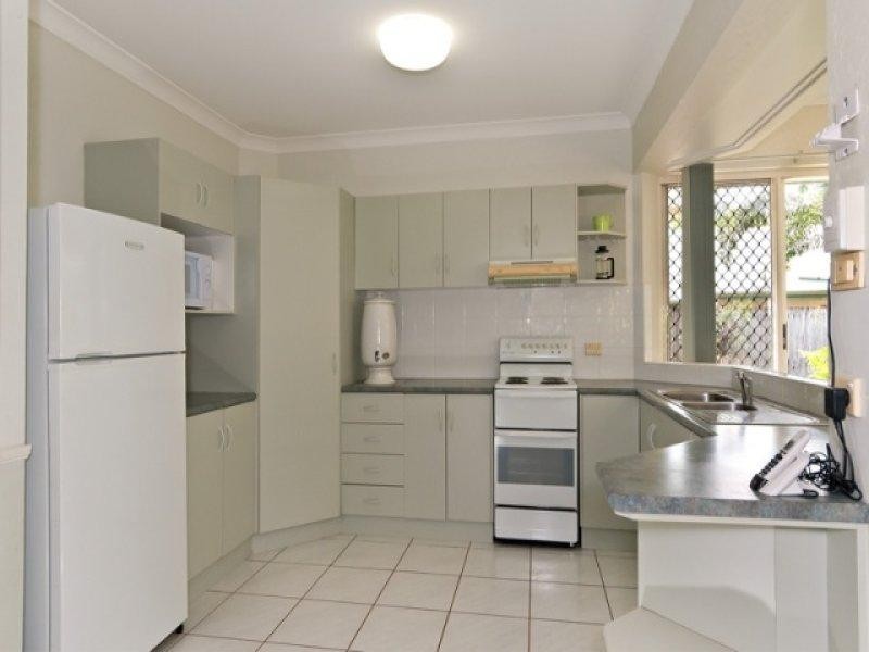 Bentley Park QLD 4869