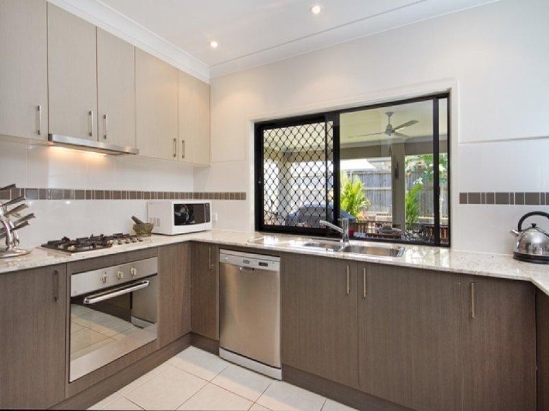 126 Fitzmaurice Drive, Bentley Park QLD 4869