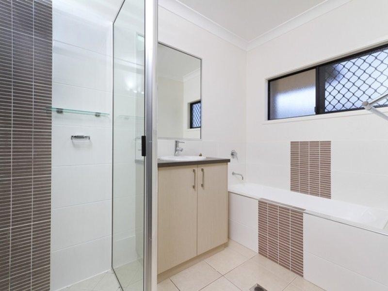 126 Fitzmaurice Drive, Bentley Park QLD 4869