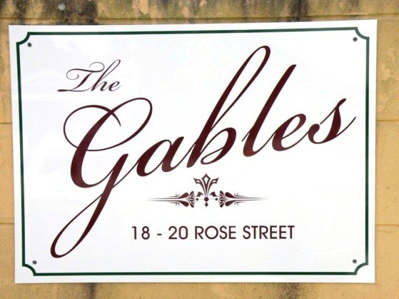 2/18-20 Rose Street, Westcourt QLD 4870