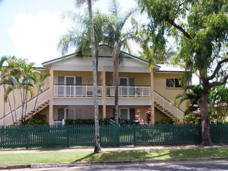 2/18-20 Rose Street, Westcourt QLD 4870