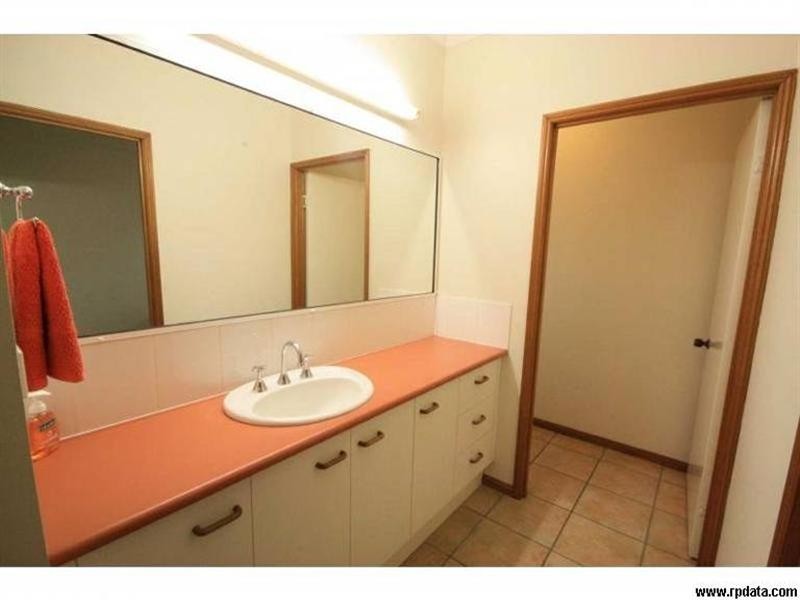 26 Creswell Close, Gordonvale QLD 4865