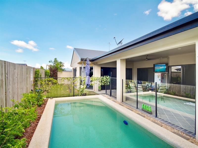 10 Charnley Avenue, Bentley Park QLD 4869