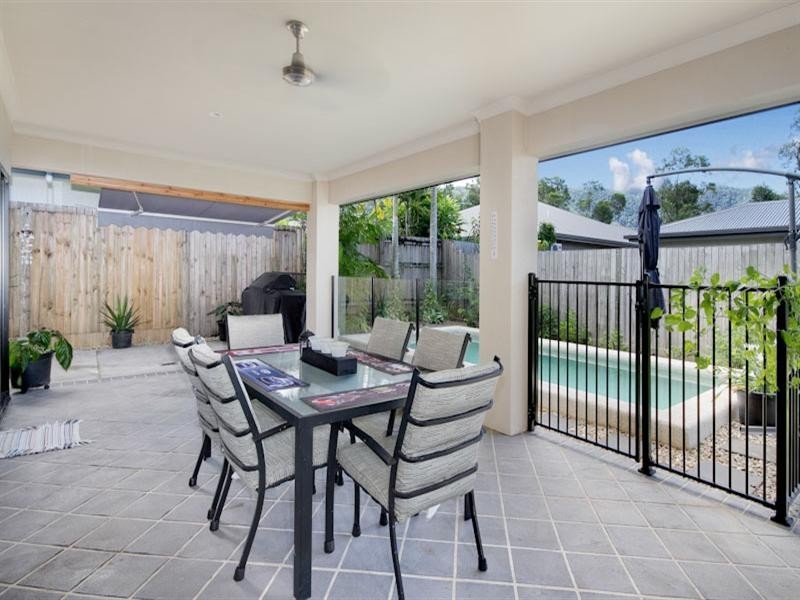 10 Charnley Avenue, Bentley Park QLD 4869