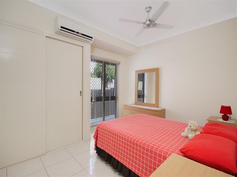 10 Charnley Avenue, Bentley Park QLD 4869