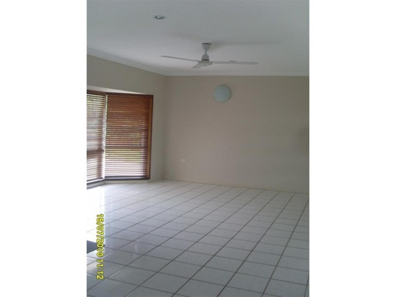 Bentley Park QLD 4869