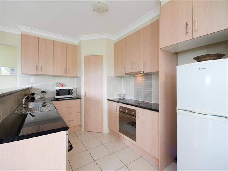 Bentley Park QLD 4869