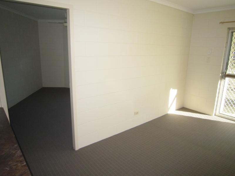 Holloways Beach QLD 4878