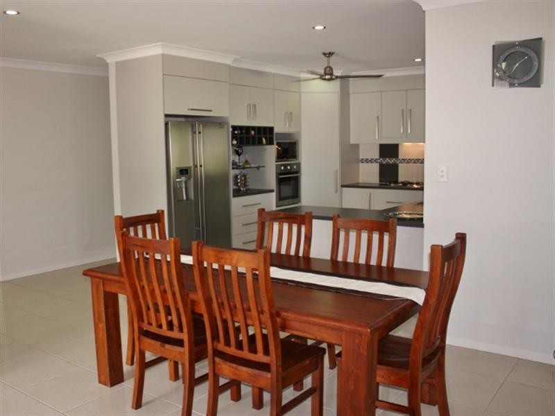 12 Kingsley Close, White Rock QLD 4868