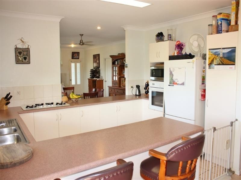 Bentley Park QLD 4869