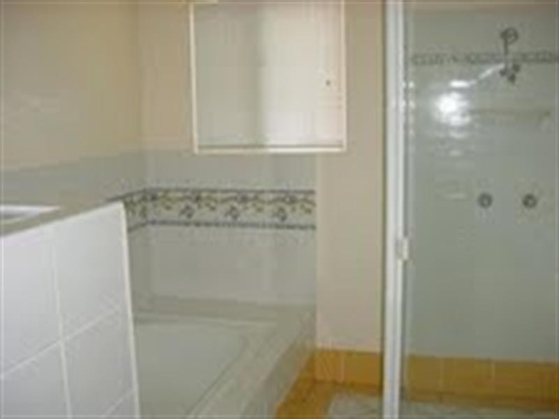 Bentley Park QLD 4869