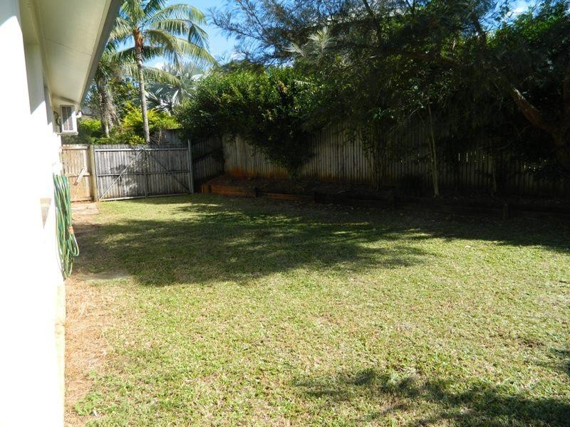Bentley Park QLD 4869