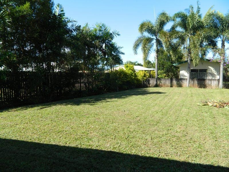 Bentley Park QLD 4869
