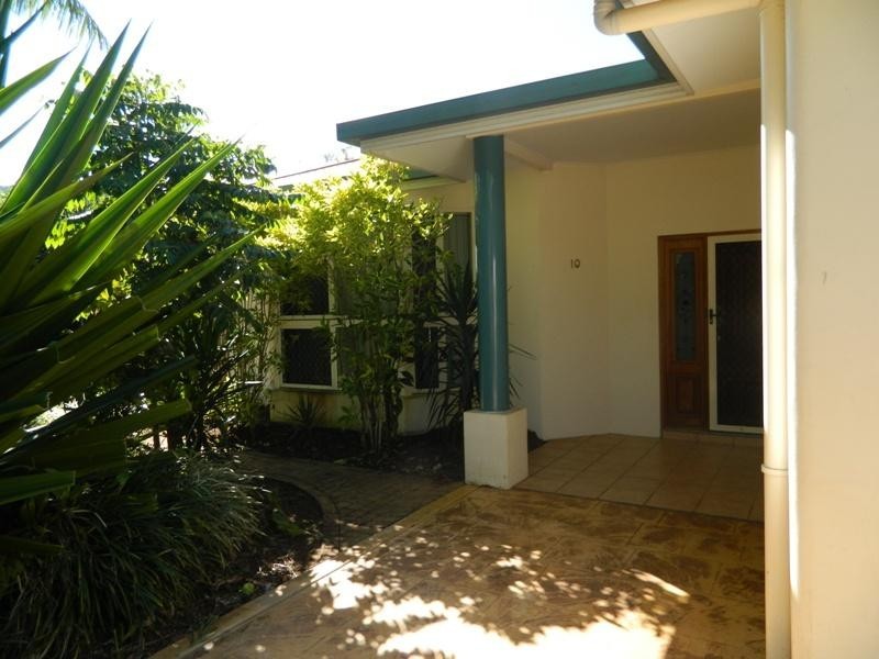 Bentley Park QLD 4869