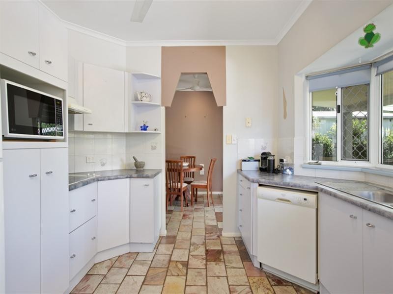 Bentley Park QLD 4869