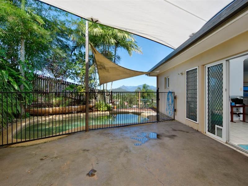 Bentley Park QLD 4869