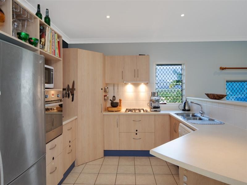 Bentley Park QLD 4869