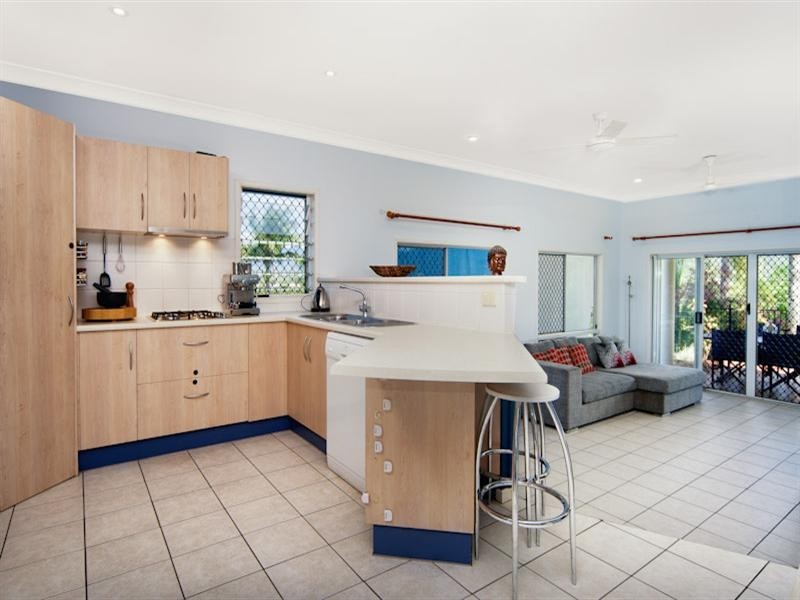 Bentley Park QLD 4869