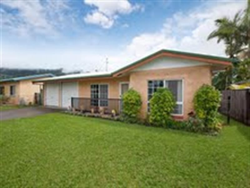 40 Robert Road, Bentley Park QLD 4869