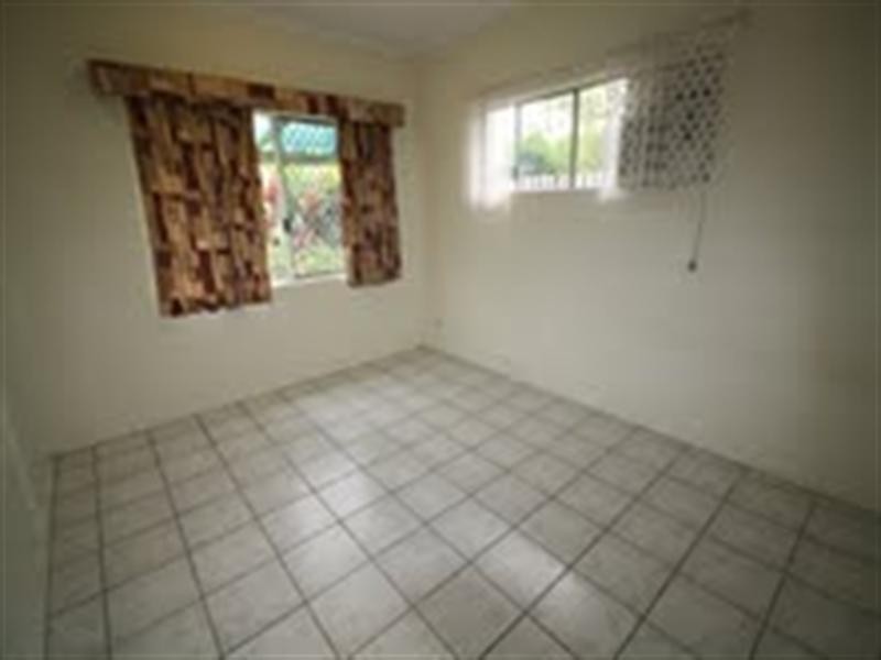 40 Robert Road, Bentley Park QLD 4869