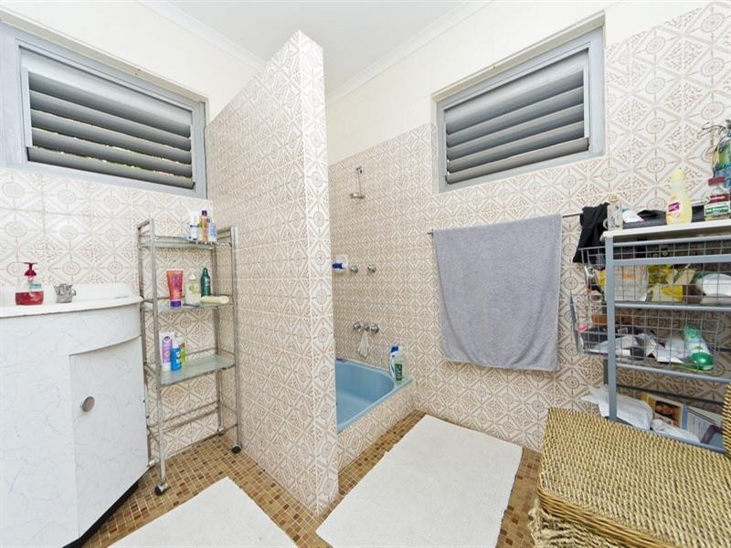 10 Marti Street, Bayview Heights QLD 4868