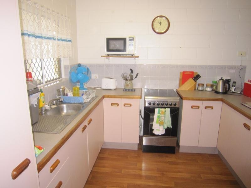 Bentley Park QLD 4869