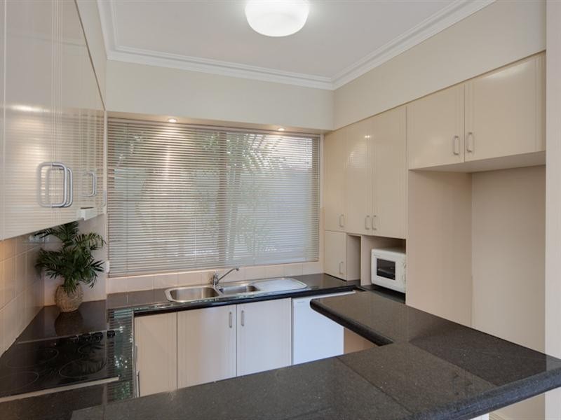 Unit 3 – 269 Esplanade, Cairns North QLD 4870