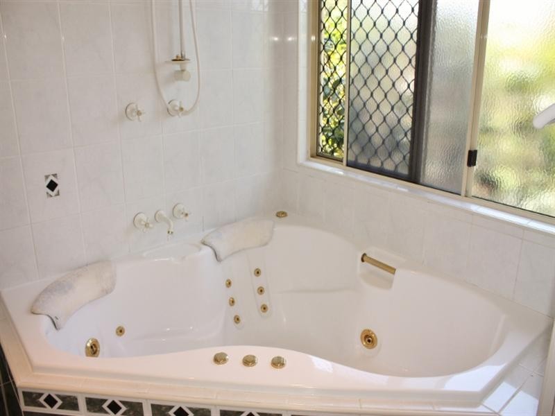 24 Piccone Drive, Edmonton QLD 4869