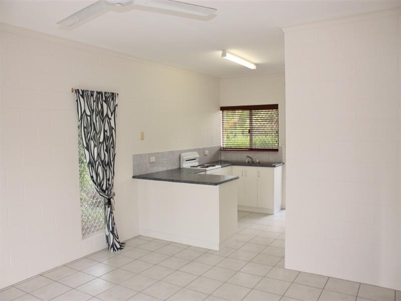 1/74 – 82 Swallow Street, Mooroobool QLD 4870