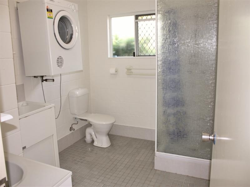 1/74 – 82 Swallow Street, Mooroobool QLD 4870