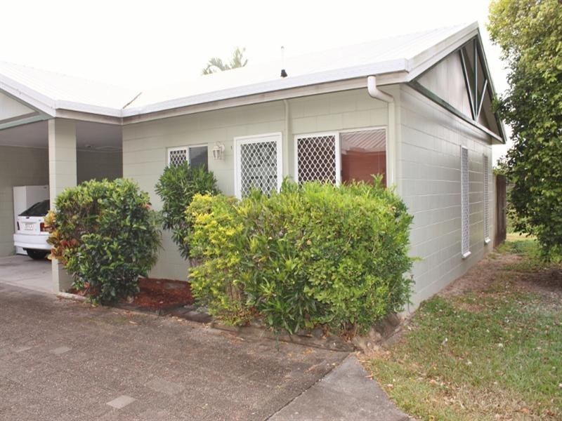 1/74 – 82 Swallow Street, Mooroobool QLD 4870