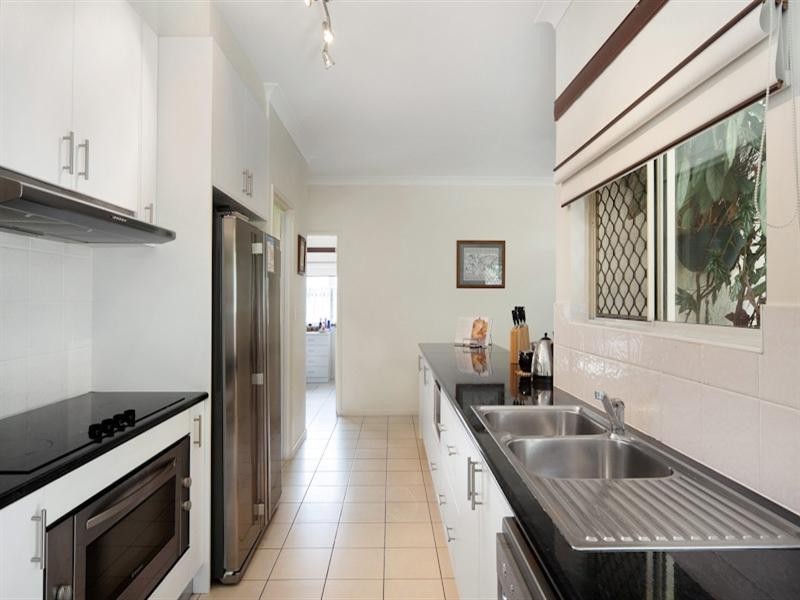 4 Wiseman Road E, Edmonton QLD 4869