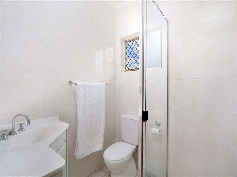 4 Wiseman Road E, Edmonton QLD 4869